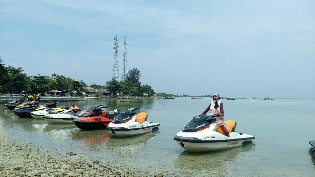 Pari Solata Seaview Homestay Syariah Kepulauan Seribu Exterior photo