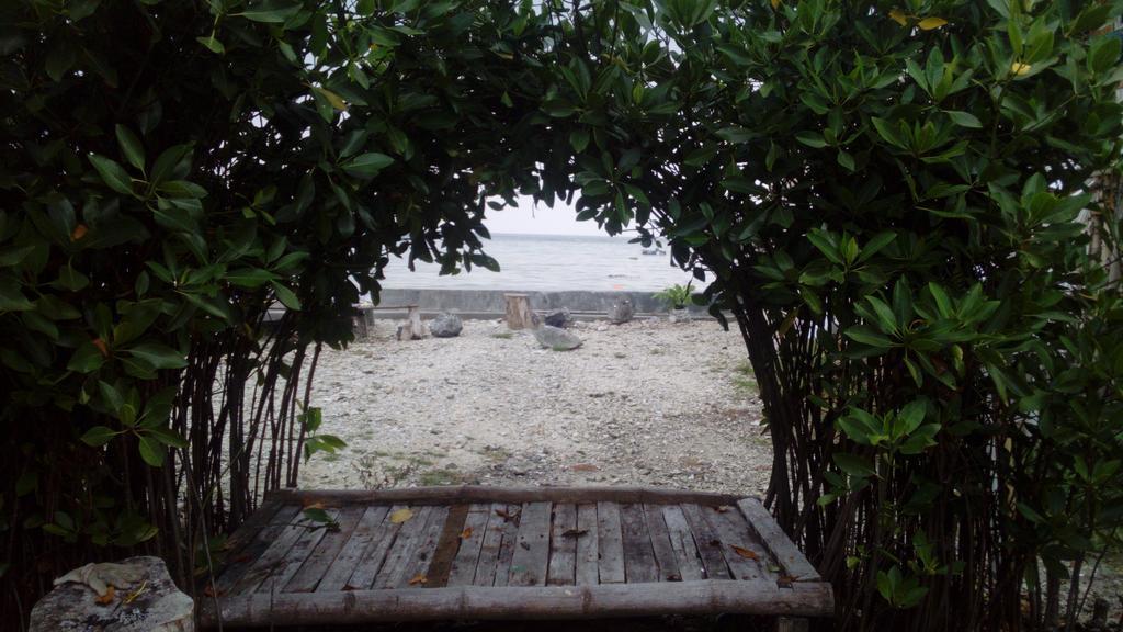 Pari Solata Seaview Homestay Syariah Kepulauan Seribu Exterior photo