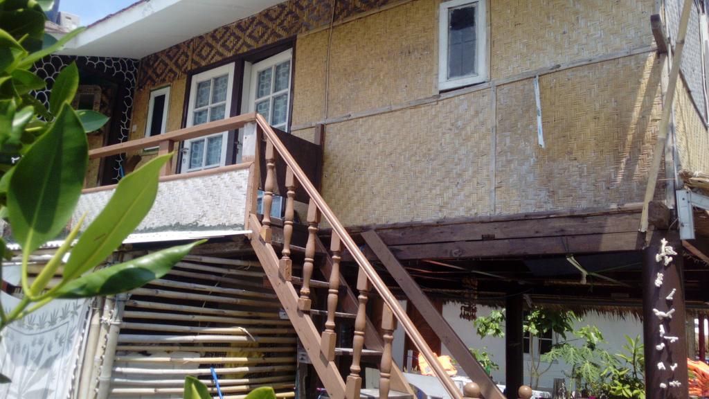 Pari Solata Seaview Homestay Syariah Kepulauan Seribu Exterior photo